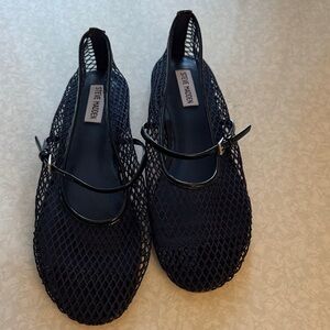 Steve Madden Navy Mesh Flats